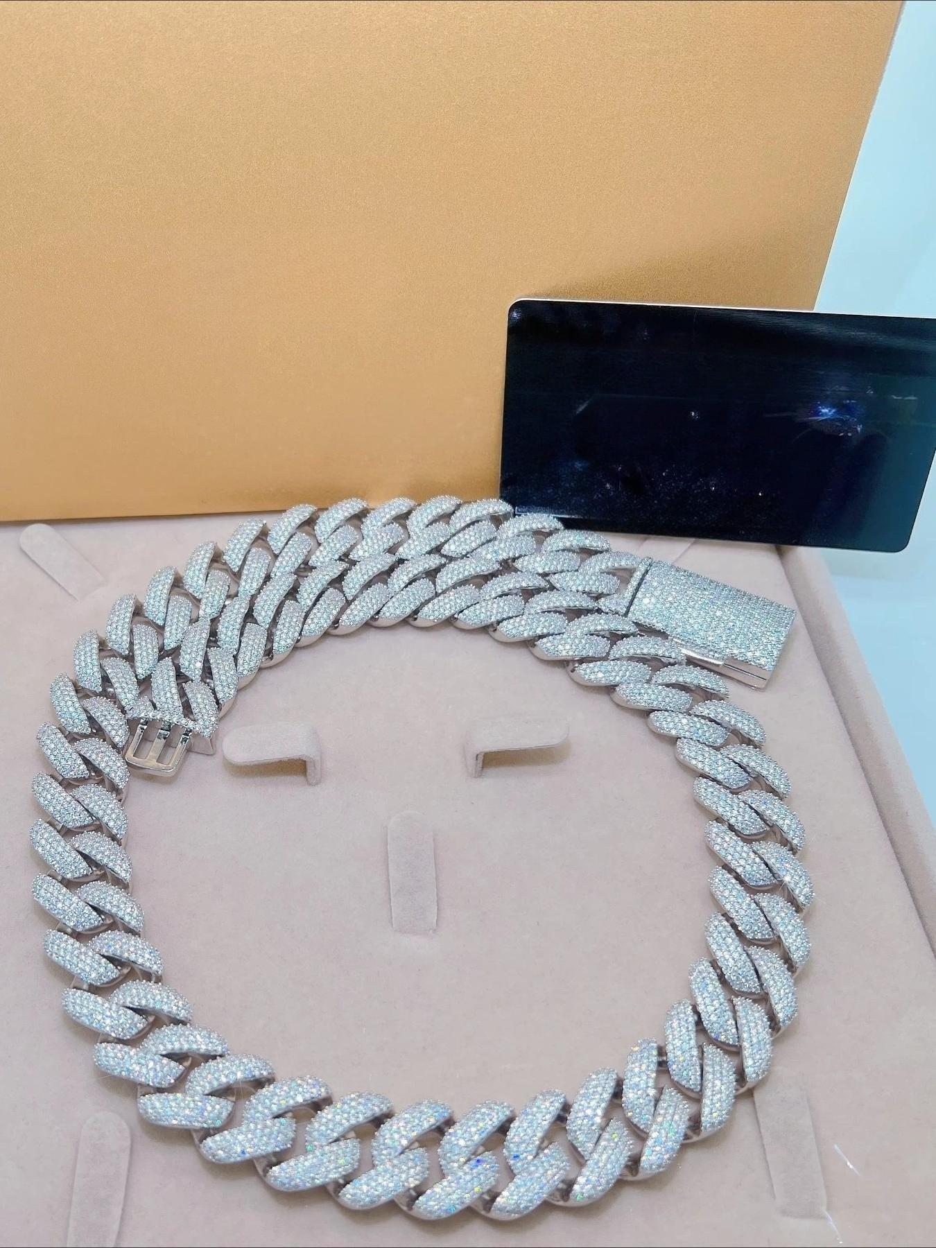 Luksusowy naszyjnik z diamenta – Streetwear Brand Jewelry recenzja i cena